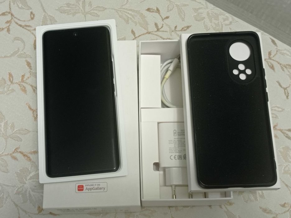 Huawei nova 9 с калъф