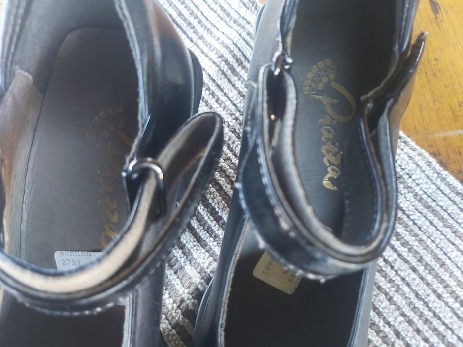 Pantofi comozi si eleganti