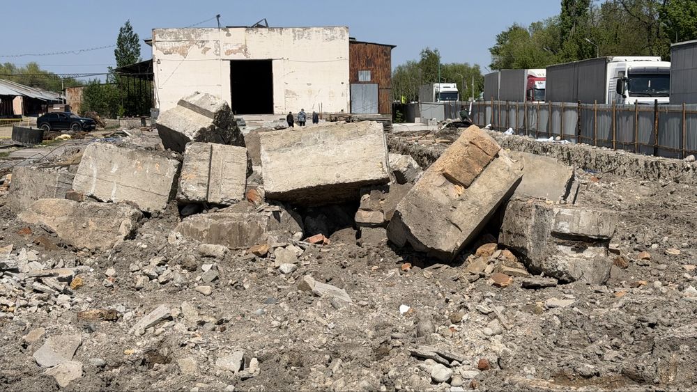 Отдам бесплатно бетонный блок