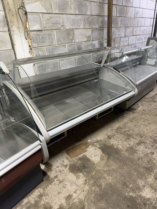 Витринные холодильники