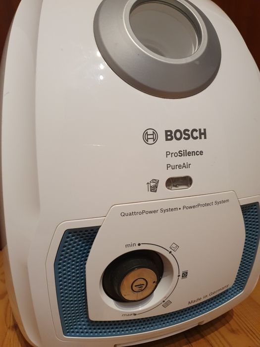 Продавам  прахосмукачка Bosch