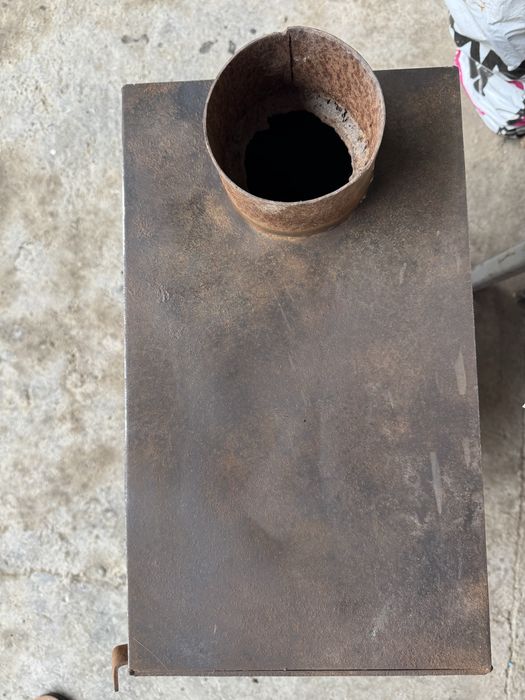 Печь газовая, буржуйка. Небольшая