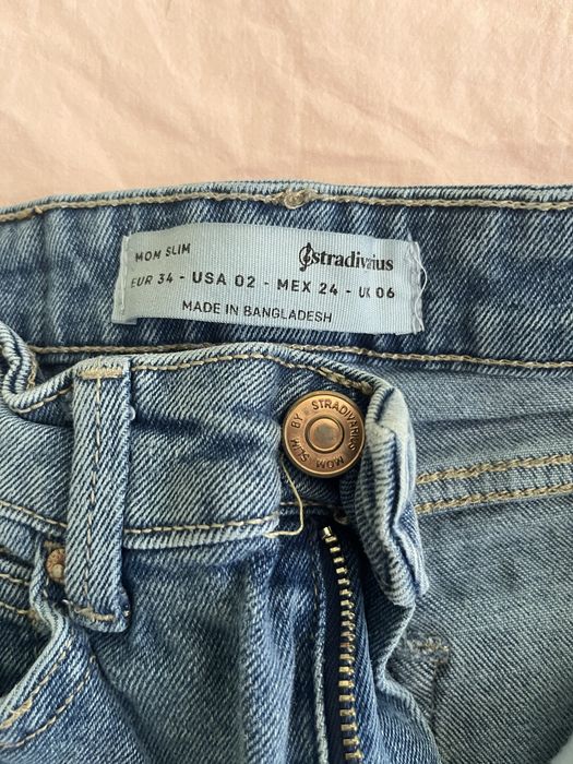 Дамски сини дънки Mom Slim Stradivarius