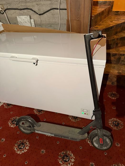 Vand/schimb trotineta electrica xiomi defect accelerația costă 30 lei