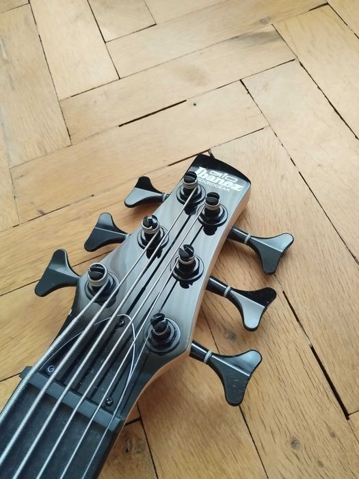 Бас китара Ibanez GSR206B-WNF / 6-струнен