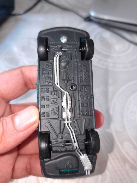 Продам модель 1 43 BMW  Solido седан e36