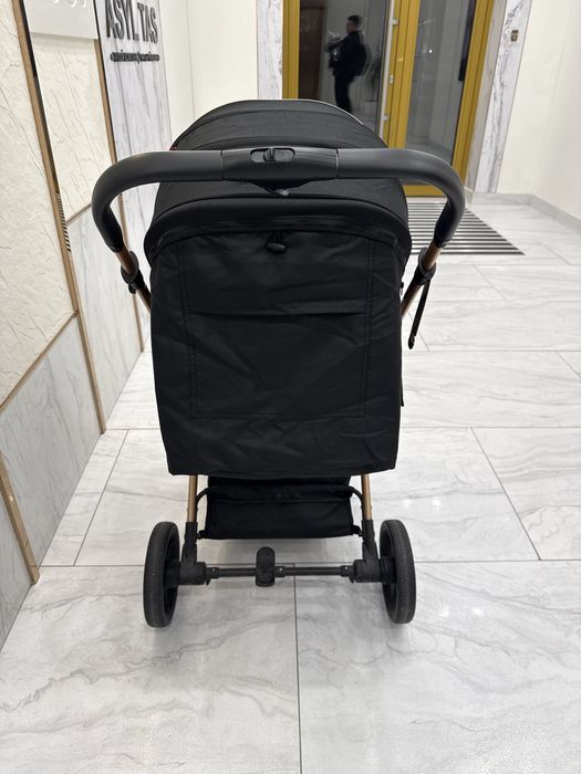 Прогулочная коляска Beleco B1