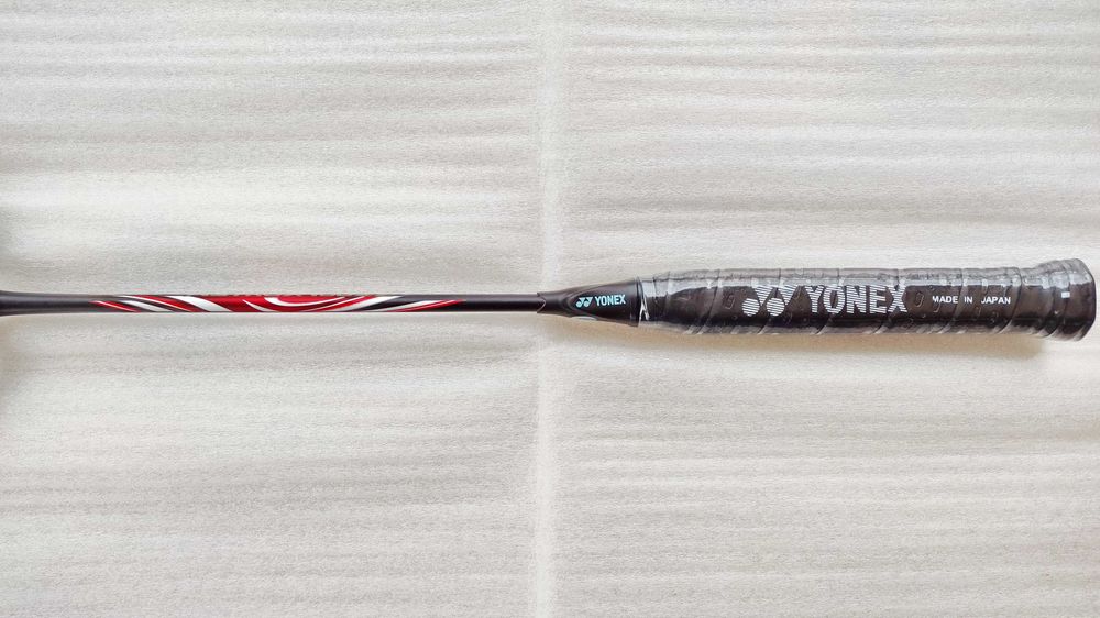 Yonex Astrox 100ZZ  ракета за бадминтон