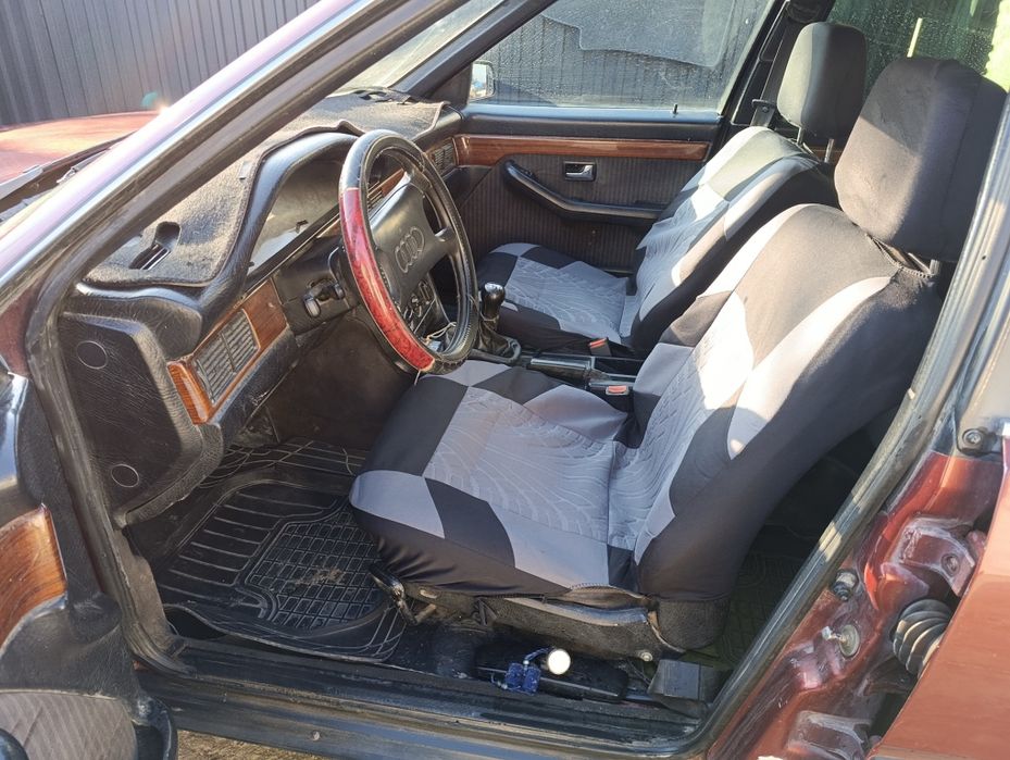 Ауди 100 сатылады