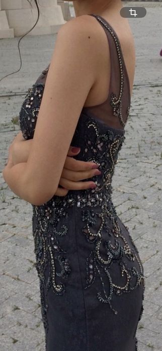 Вечернее платье со шлейфом