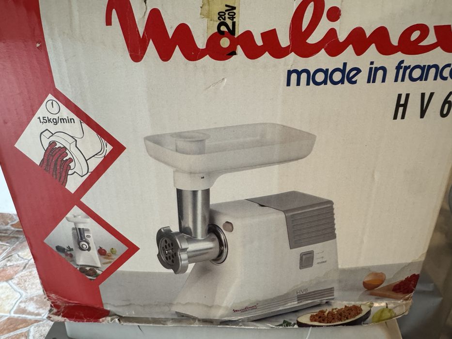 Месомелачка Moulinex HV6