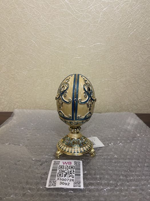 Продается Яйцо с часами в стиле Fabergé