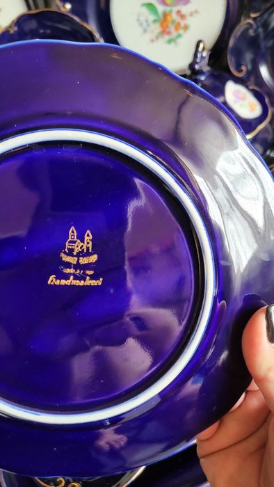 Ръчно рисуван антикварен сервиз за хранене