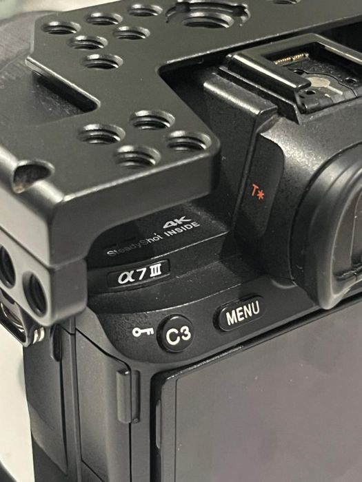 Продается фотоаппарат sony A7 3