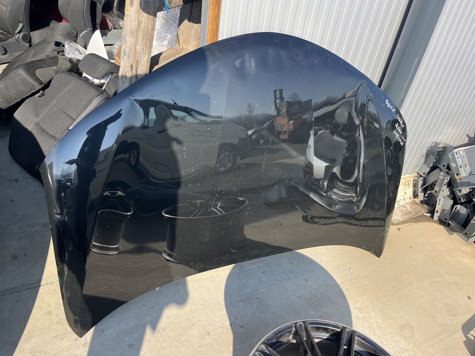 Капак Toyota Corolla 2016- седан