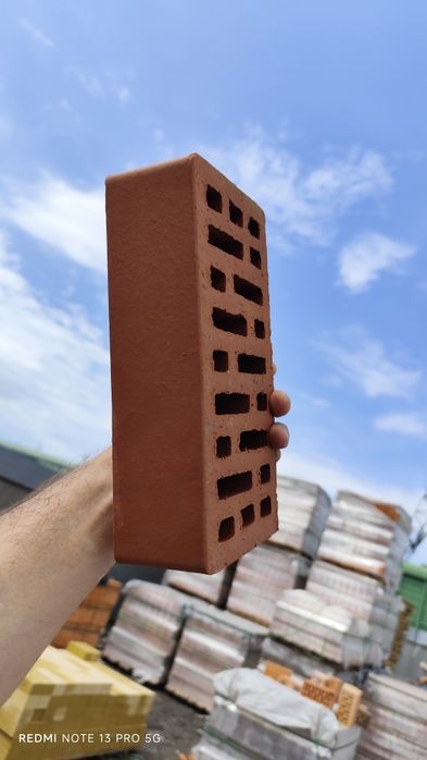 Кирпич облицовочный 175 тг