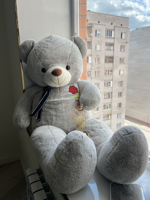 Продам мишку полторашку чуть больше