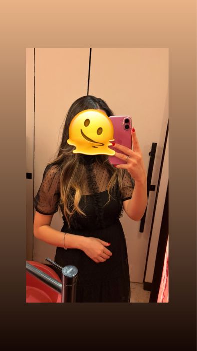 Платье продается очень нежная