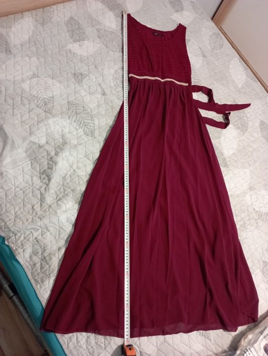 Красива дамска рокля
