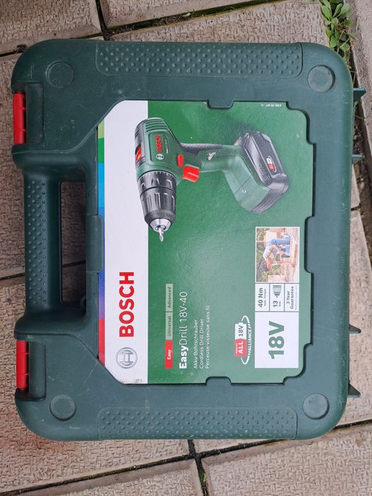 Vând bormasina Bosch