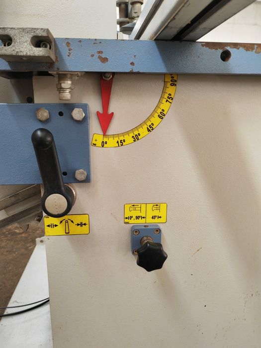 многошпинделна пробивна машина 23 шпиндела на ЭММ СТОМАНА Силистра