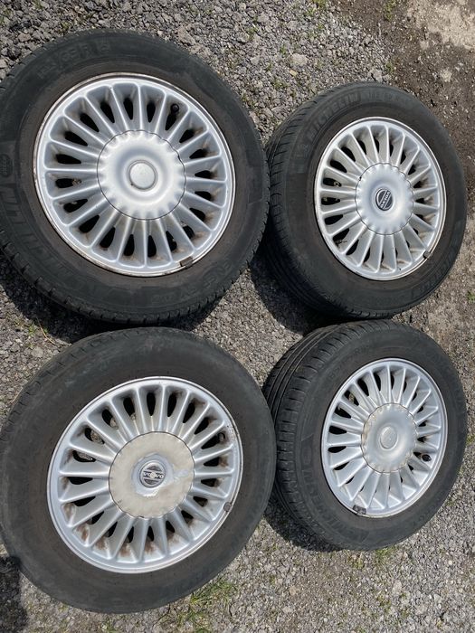 Оригинални джанти с гуми за Volvo V40/99-04г/4х114.3