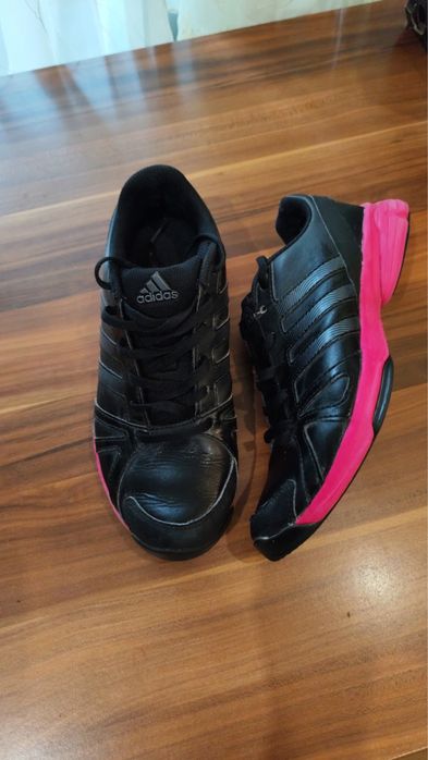 Adidas маратонки