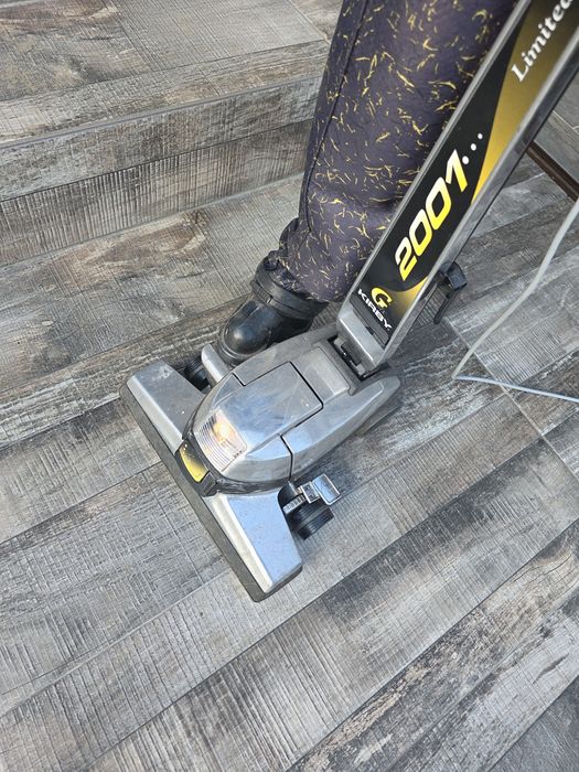 Aspirator Kirby.   .