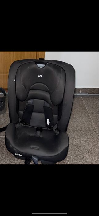 Scaun masina cu isofix