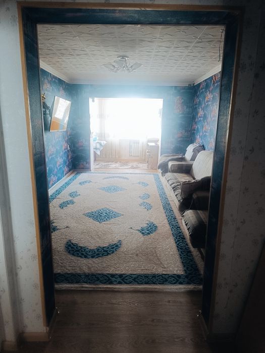 Продаётся уютная 3-комнатная квартира.