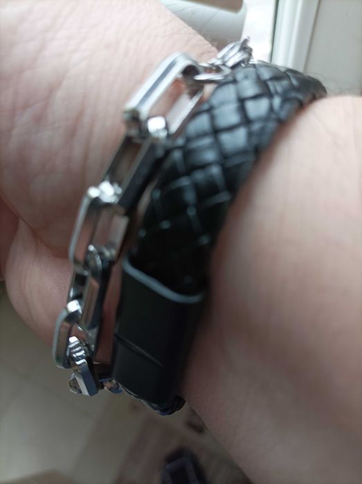 Mъжки кожени гривни с магнитна закопчалка