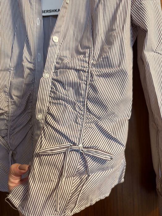Нова риза на Bershka