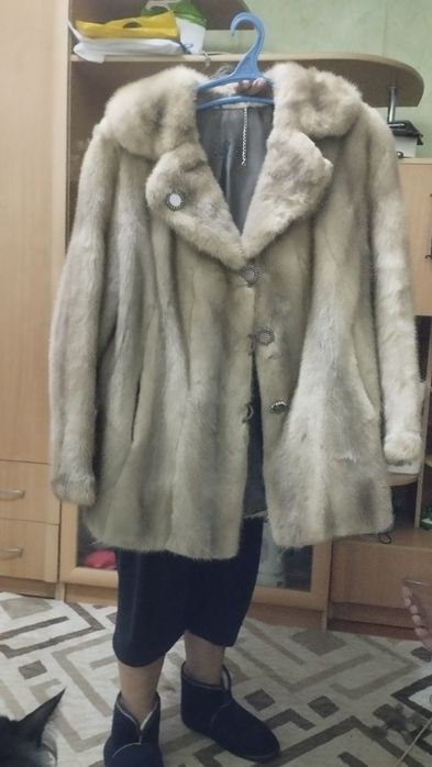 Продам женскую одежду б/у