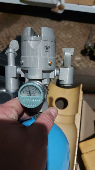 Кислородный баллон с редуктором