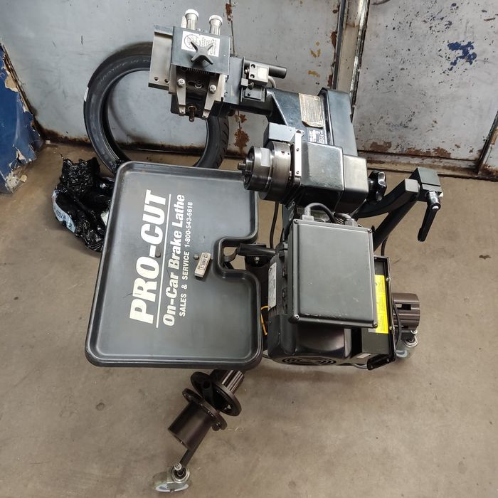 Продава ,може и бартер Pro cut 9.0 машина за изправяне, струговане на