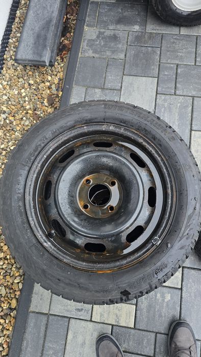 Vind anvelope second-hand