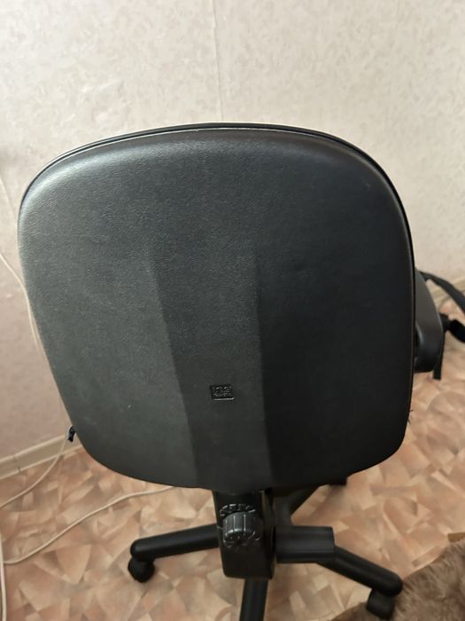 Продам офисное кресло