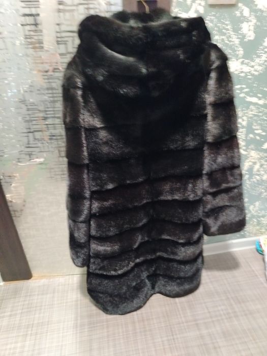 Продаётся шуба за 150 тысяч тенге