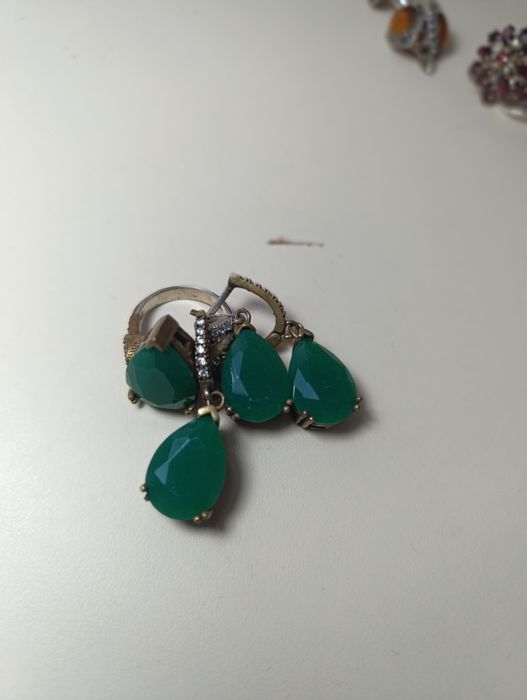 Продам бижерию комплекты