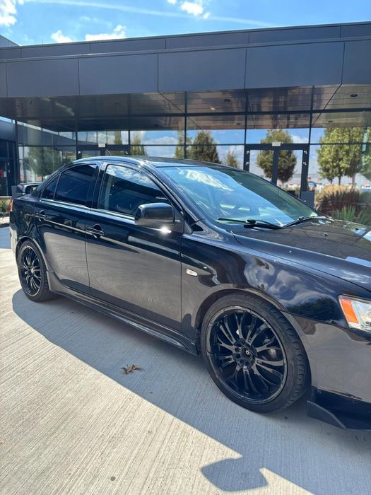 Vând Mitsubishi lancer 2.0 DID