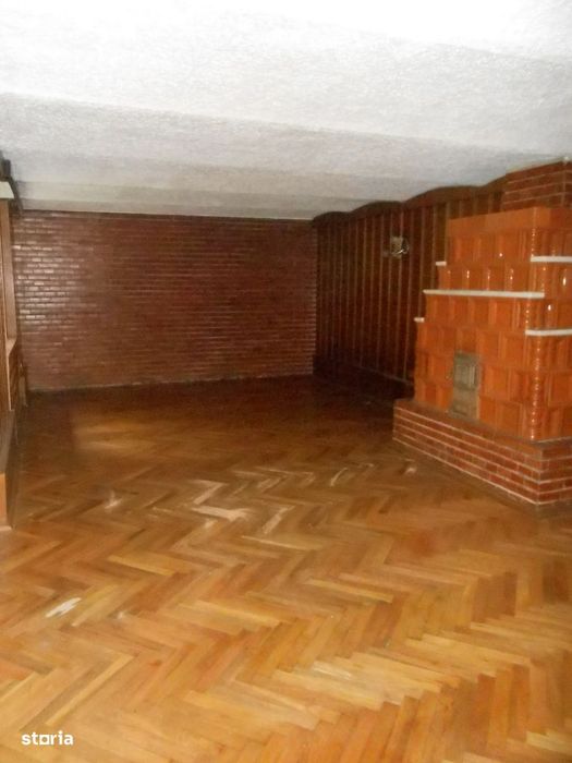 Casa D+P-C1, Zona Tipografilor