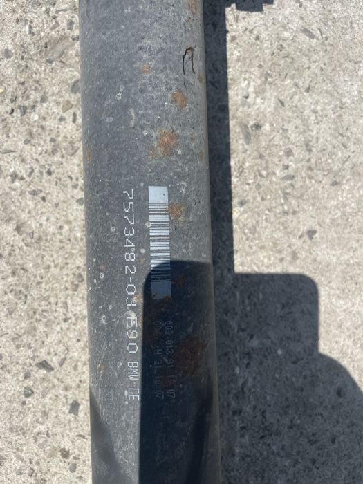 Заден кардан БМВ Е90/ Е91 330хи (kardan bmw e90 xi)