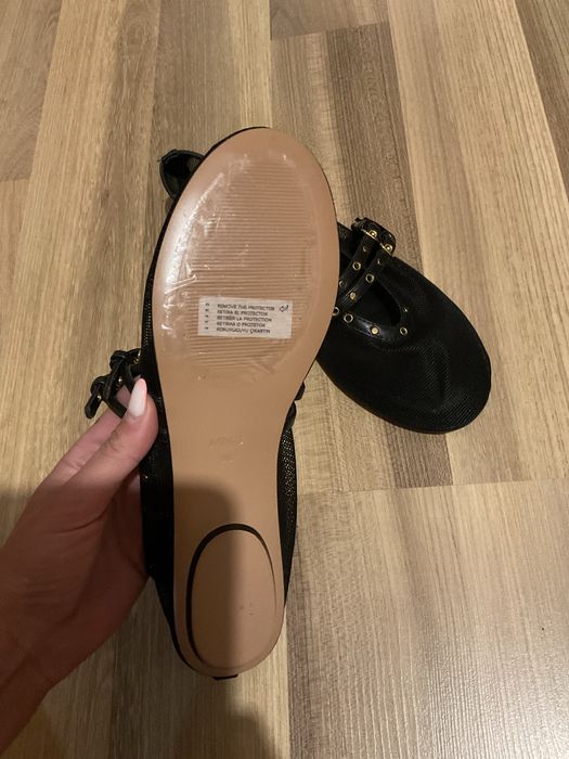 Мрежести балеринки от Mango
