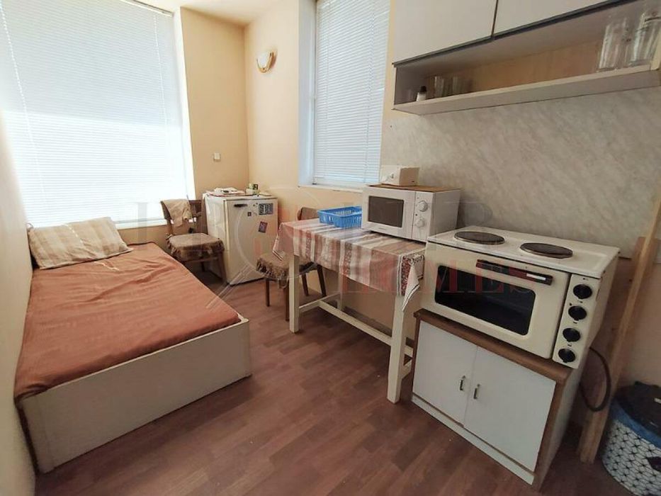 Дава се под наем Едностаен апартамент в Велико Търново, Бузлуджа - 60 кв.м за 193.8 € - Снимка #4