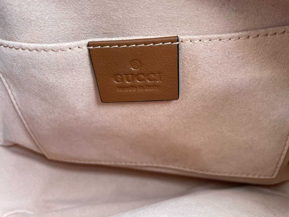 Оригинална Gucci Чанта Marmont Кафява Шеврон кожa Гучи Златно GG Лого и Аксесоари