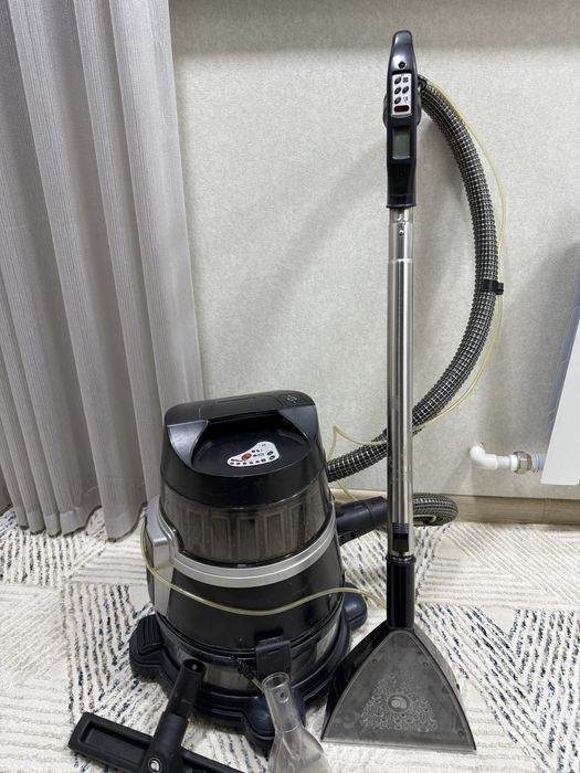 Моющий пылесос робоклин