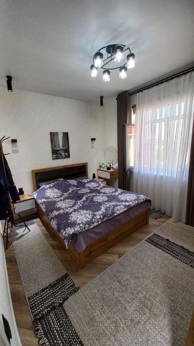 Продаётся 3/5/6 М Улугбекский р-н Экобазар