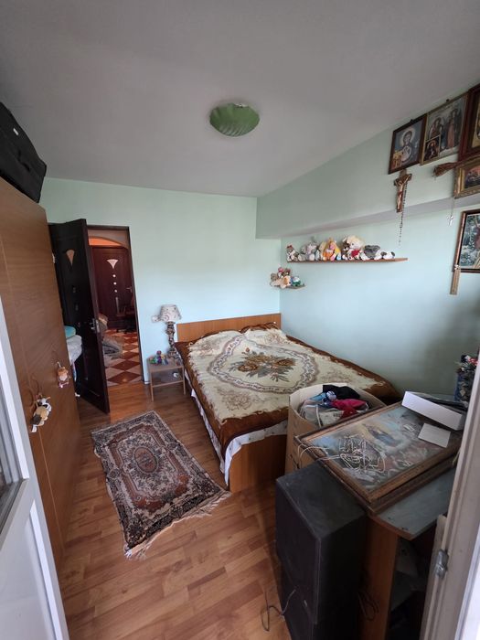 Vand apartament 4 camere calea rahovei 334