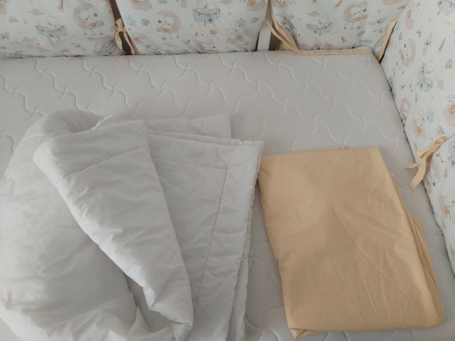 Продам кровать 90х190, дерево