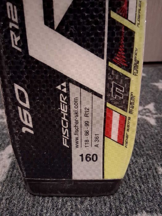 Ски 160см Fischer карвинг